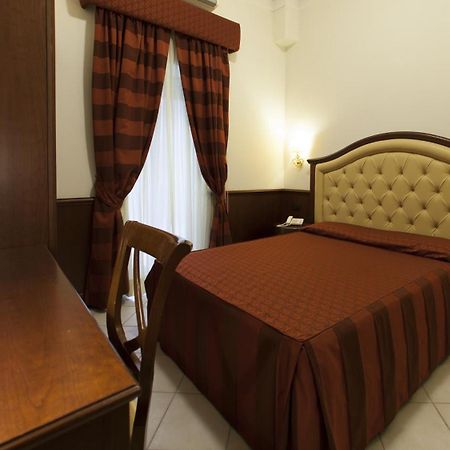 Bed and Breakfast Domus Augusta Рим Екстер'єр фото