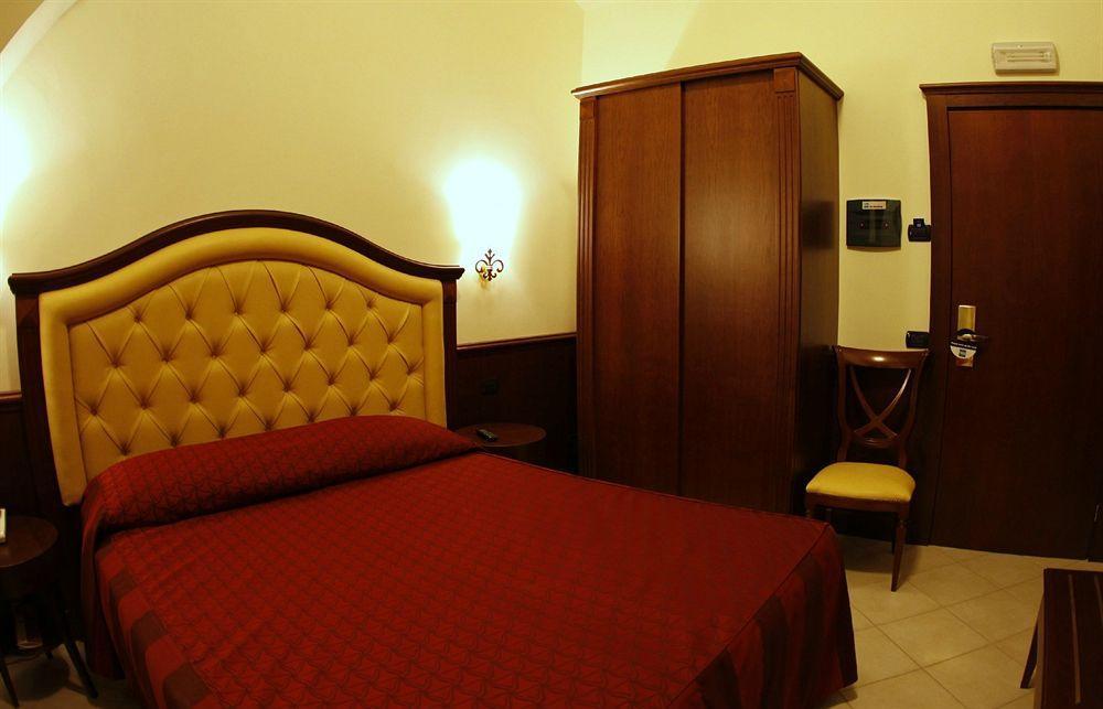 Bed and Breakfast Domus Augusta Рим Екстер'єр фото