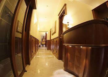 Bed and Breakfast Domus Augusta Рим Екстер'єр фото